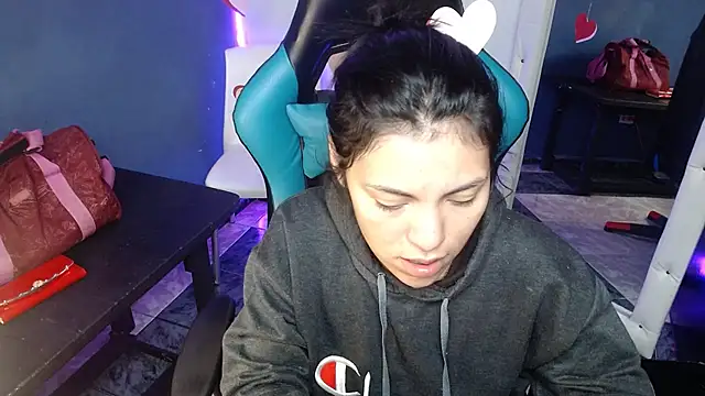 MartinaFonse online show from 03-11-25, 02:42