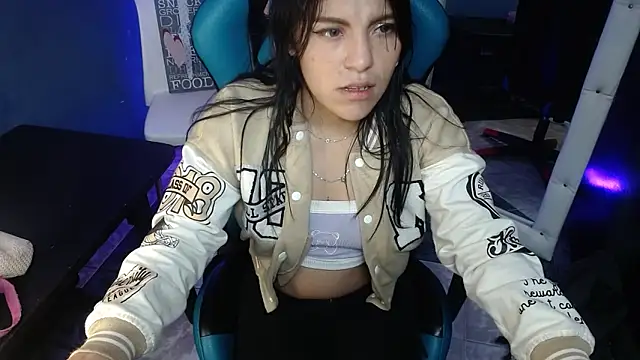 MartinaFonse online show from 03-06-25, 02:09