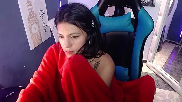 MartinaFonse online show from 01-28-25, 10:34