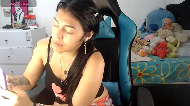 MartinaFonse online show from 09-30-25, 02:45