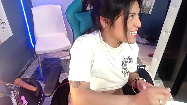 MartinaFonse online show from 02-01-25, 04:22