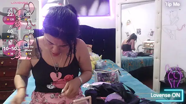 MartinaFonse online show from 09-17-25, 04:20