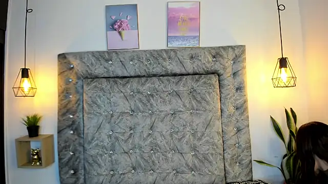 Snapshot of sweet_abby1 chatting on 09-27-25, 12:22 sweet abby1 online show from 09-27-25, 12:22