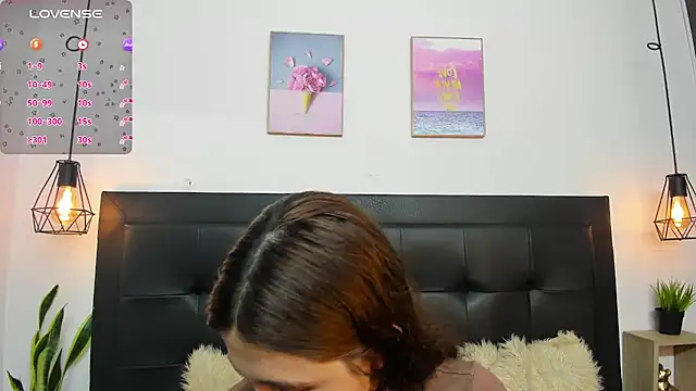 Snapshot of sweet_abby1 chatting on 02-08-25, 12:28 sweet abby1 online show from 02-08-25, 12:28