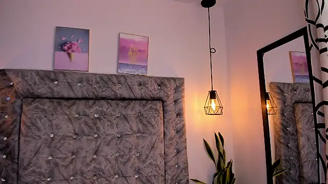 Snapshot of sweet_abby1 chatting on 09-29-25, 12:22 sweet abby1 online show from 09-29-25, 12:22