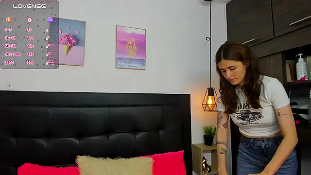 Snapshot of sweet_abby1 chatting on 02-12-25, 12:22 sweet abby1 online show from 02-12-25, 12:22