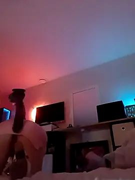 Snapshot of sissytrapdolly24 chatting on 02-13-26, 04:12 sissytrapdolly24 online show from 02-13-26, 04:12