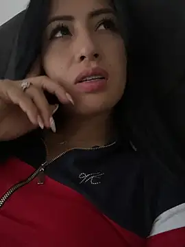 Snapshot of Sara_luna_ chatting on 06-28-26, 10:05 Sara luna online show from 06-28-26, 10:05