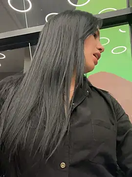 Snapshot of Sara_luna_ chatting on 07-16-26, 12:07 Sara luna online show from 07-16-26, 12:07