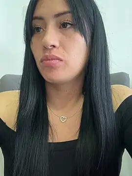 Snapshot of Sara_luna_ chatting on 02-03-26, 04:56 Sara luna online show from 02-03-26, 04:56