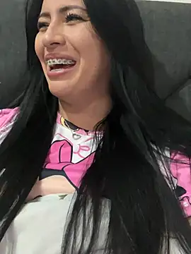 Snapshot of Sara_luna_ chatting on 06-28-26, 03:02 Sara luna online show from 06-28-26, 03:02