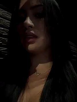 Snapshot of Sara_luna_ chatting on 11-16-25, 01:54 Sara luna online show from 11-16-25, 01:54