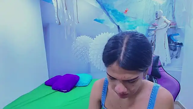 DEMI LEED online show from 11-03-25, 01:37