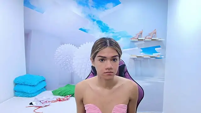 Snapshot of DEMI_LEED chatting on 02-02-26, 12:59 DEMI LEED online show from 02-02-26, 12:59