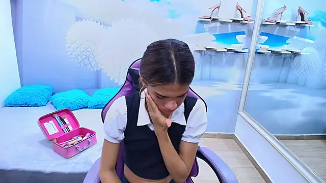 Snapshot of DEMI_LEED chatting on 03-03-26, 11:50 DEMI LEED online show from 03-03-26, 11:50