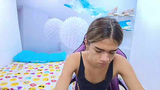 Snapshot of DEMI_LEED chatting on 02-16-26, 12:15 DEMI LEED online show from 02-16-26, 12:15