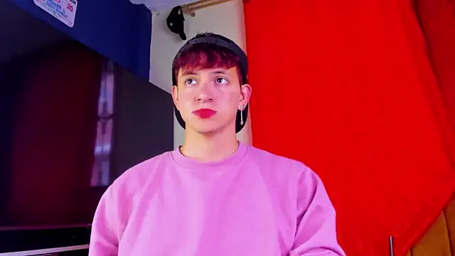 GabyThoms online show from 12-20-25, 10:23