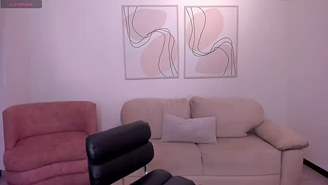 AbbyDalton online show from 10-18-25, 11:45