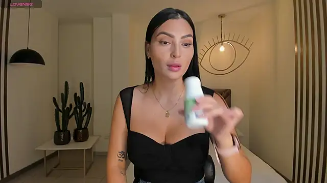 AbbyDalton online show from 10-25-25, 11:42