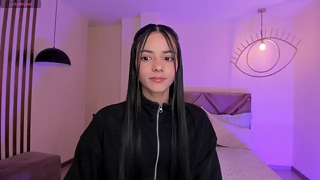 Snapshot of HannahJamesX chatting on 09-13-25, 06:30 HannahJamesX online show from 09-13-25, 06:30
