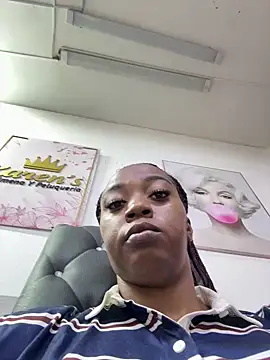 Snapshot of CiaraEbony chatting on 05-22-26, 07:23 CiaraEbony online show from 05-22-26, 07:23