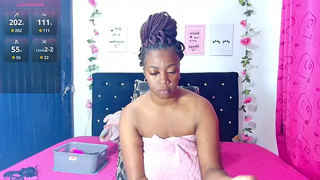 CiaraEbony online show from 10-30-25, 01:04