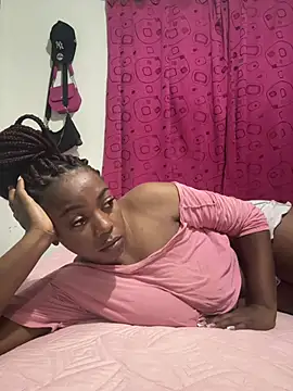 Snapshot of CiaraEbony chatting on 07-03-26, 11:50 CiaraEbony online show from 07-03-26, 11:50