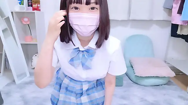 Snapshot of x-naru-x chatting on 03-14-25, 03:04 x-naru-x online show from 03-14-25, 03:04