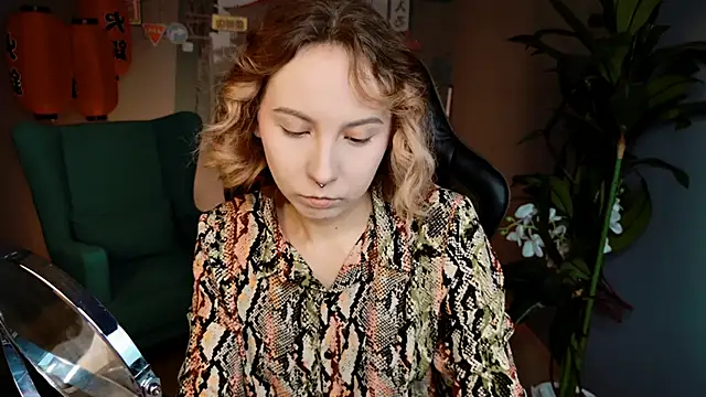 JasmineMilko online show from 09-30-25, 05:02