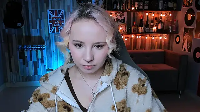 JasmineMilko online show from 03-21-25, 05:11