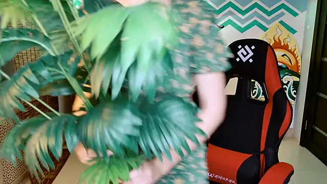 JasmineMilko online show from 11-13-25, 05:11