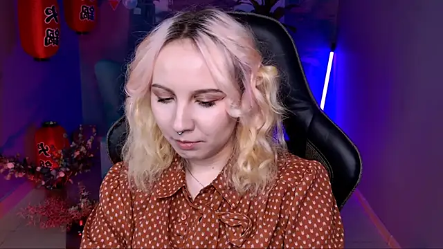 JasmineMilko online show from 03-18-25, 11:22