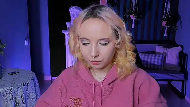 JasmineMilko online show from 03-23-25, 05:43