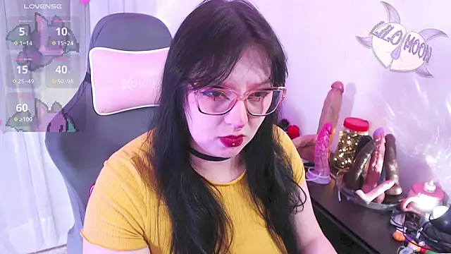 LiloMoon69 online show from 04-18-26, 12:13