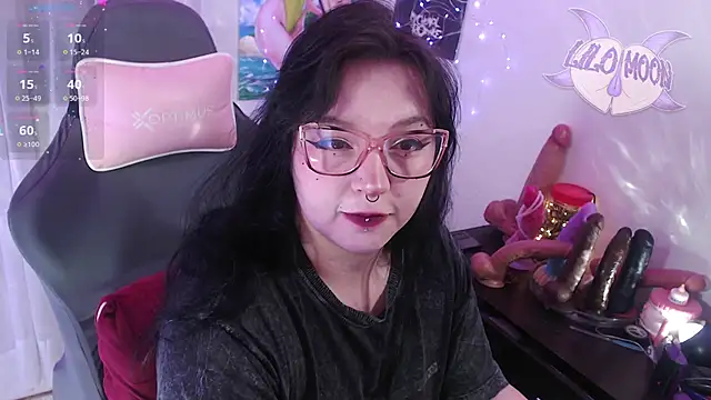 LiloMoon69 online show from 06-07-26, 07:13
