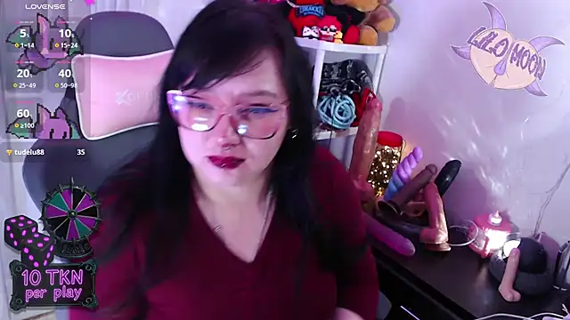 LiloMoon69 online show from 11-13-25, 03:05