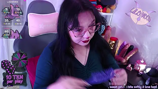 LiloMoon69 online show from 11-21-25, 01:32