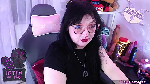 LiloMoon69 online show from 02-07-26, 12:46