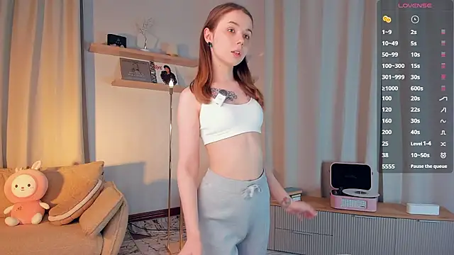 DominikaElis online show from 03-10-26, 07:40