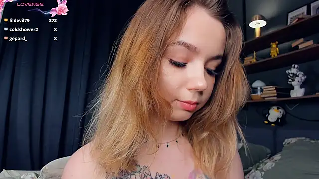 DominikaElis online show from 03-22-25, 12:06