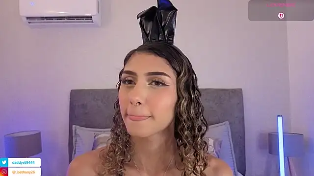 Daddysgirl1  online show from 05-16-26, 09:36