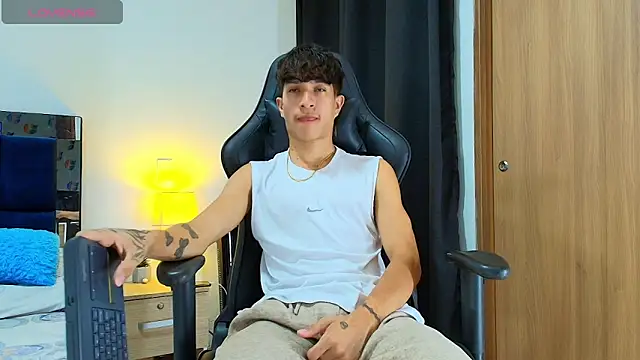  CamiloBass online show from 05-09-26, 12:47