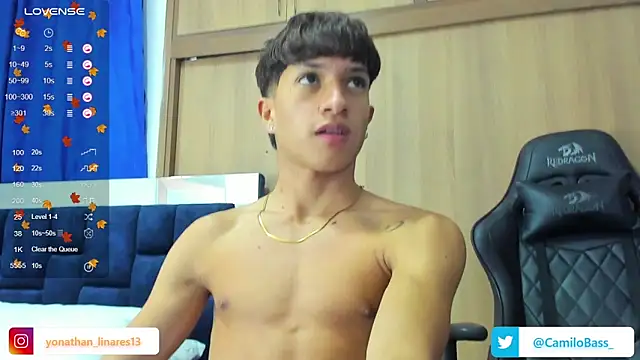 Snapshot of _CamiloBass chatting on 02-16-25, 01:47  CamiloBass online show from 02-16-25, 01:47