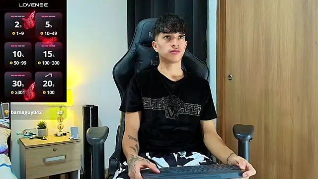  CamiloBass online show from 05-19-26, 01:56