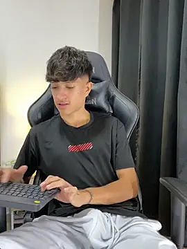  CamiloBass online show from 05-16-26, 12:53