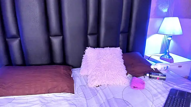 Milf meli online show from 03-13-26, 07:52