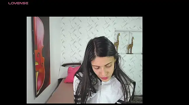 aleja 2024 online show from 02-15-25, 02:04