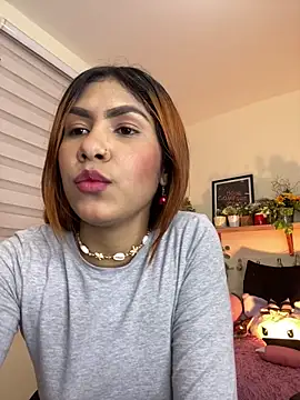 Snapshot of soy_sarah_ chatting on 02-12-25, 08:38 soy sarah online show from 02-12-25, 08:38