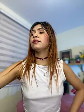 Snapshot of soy_sarah_ chatting on 03-03-25, 05:58 soy sarah online show from 03-03-25, 05:58