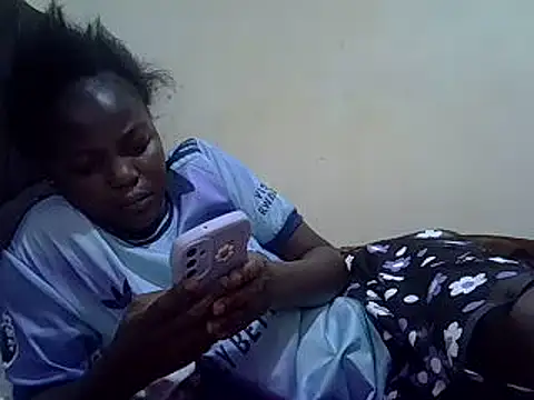 pretty vivy online show from 02-17-25, 06:53